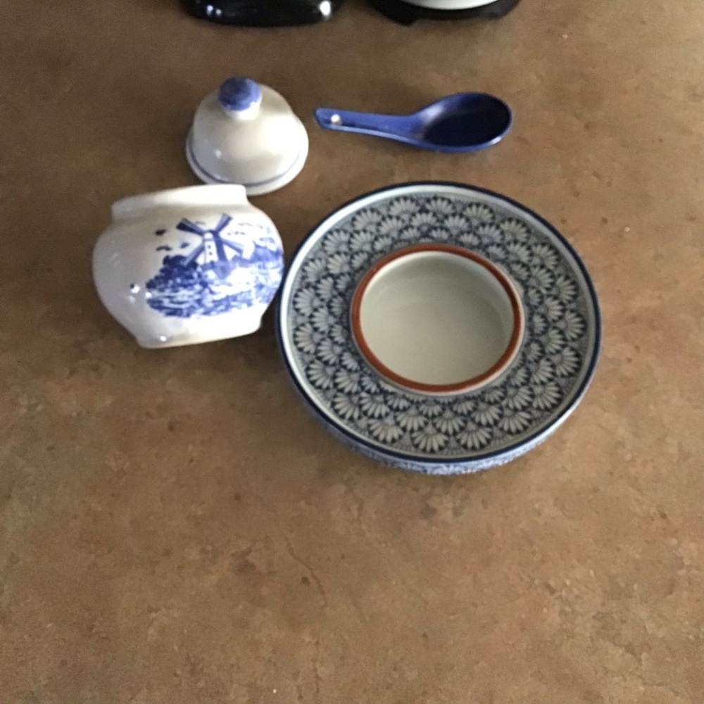 Vintage Delft Blue/White container in a recessed plate with a Windmill pattern